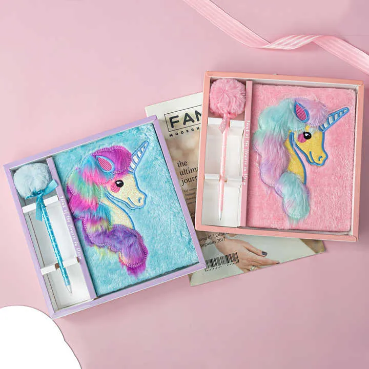Hardcover Set 2021 New Unicorn Cartoon Kids and Plush for Student School .. مجموعة غلاف مقوى 2021 جديدة للأطفال من الرسوم المتحركة وحيد القرن والقطيفة للطلاب والمدرسة