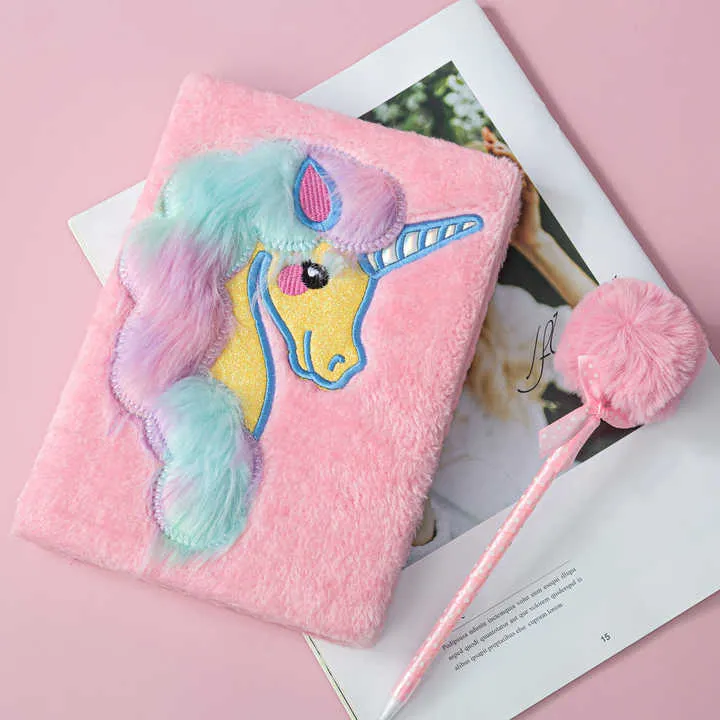 Hardcover Set 2021 New Unicorn Cartoon Kids and Plush for Student School .. مجموعة غلاف مقوى 2021 جديدة للأطفال من الرسوم المتحركة وحيد القرن والقطيفة للطلاب والمدرسة